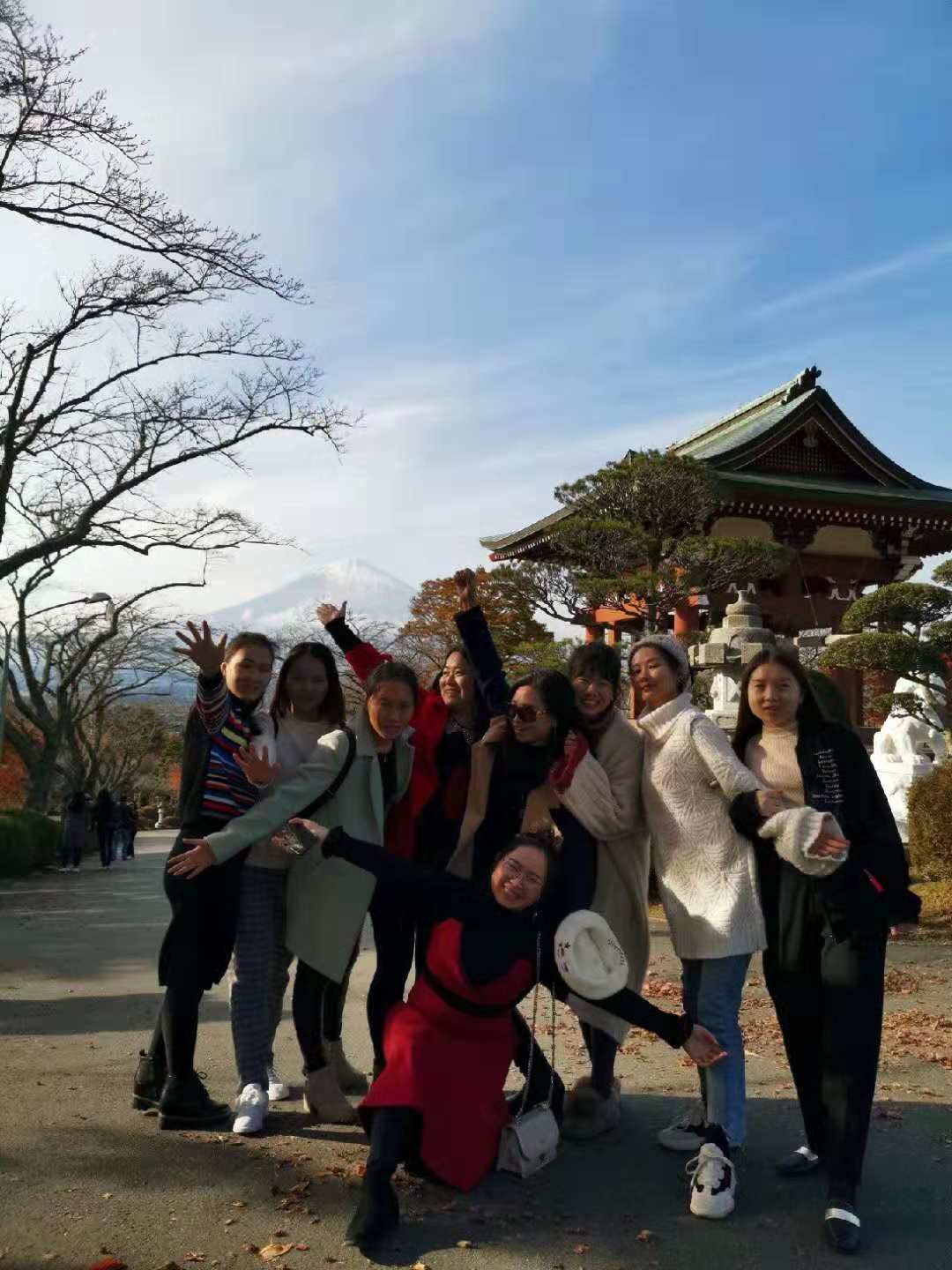 1544007105383939.jpg 图片关键词