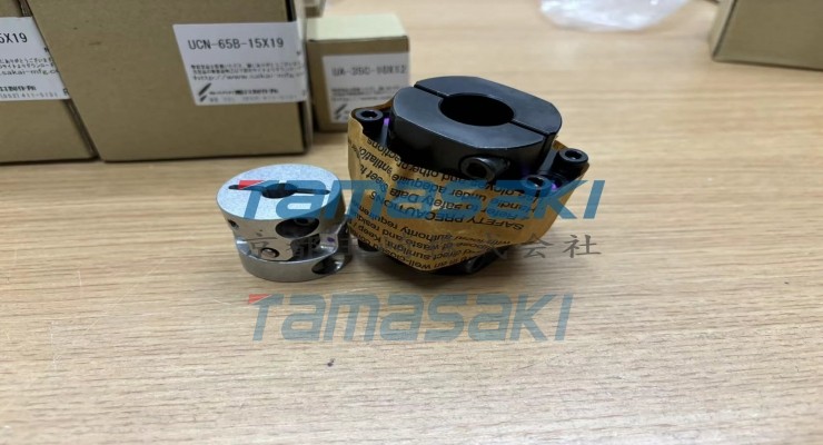 现货库存，联轴器UA-35C-10X12、联轴器UCN-65B-15X19 