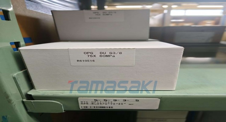 日本库存ASK甘油压力表OPG DUG3 8 75X60MPa立式油压表